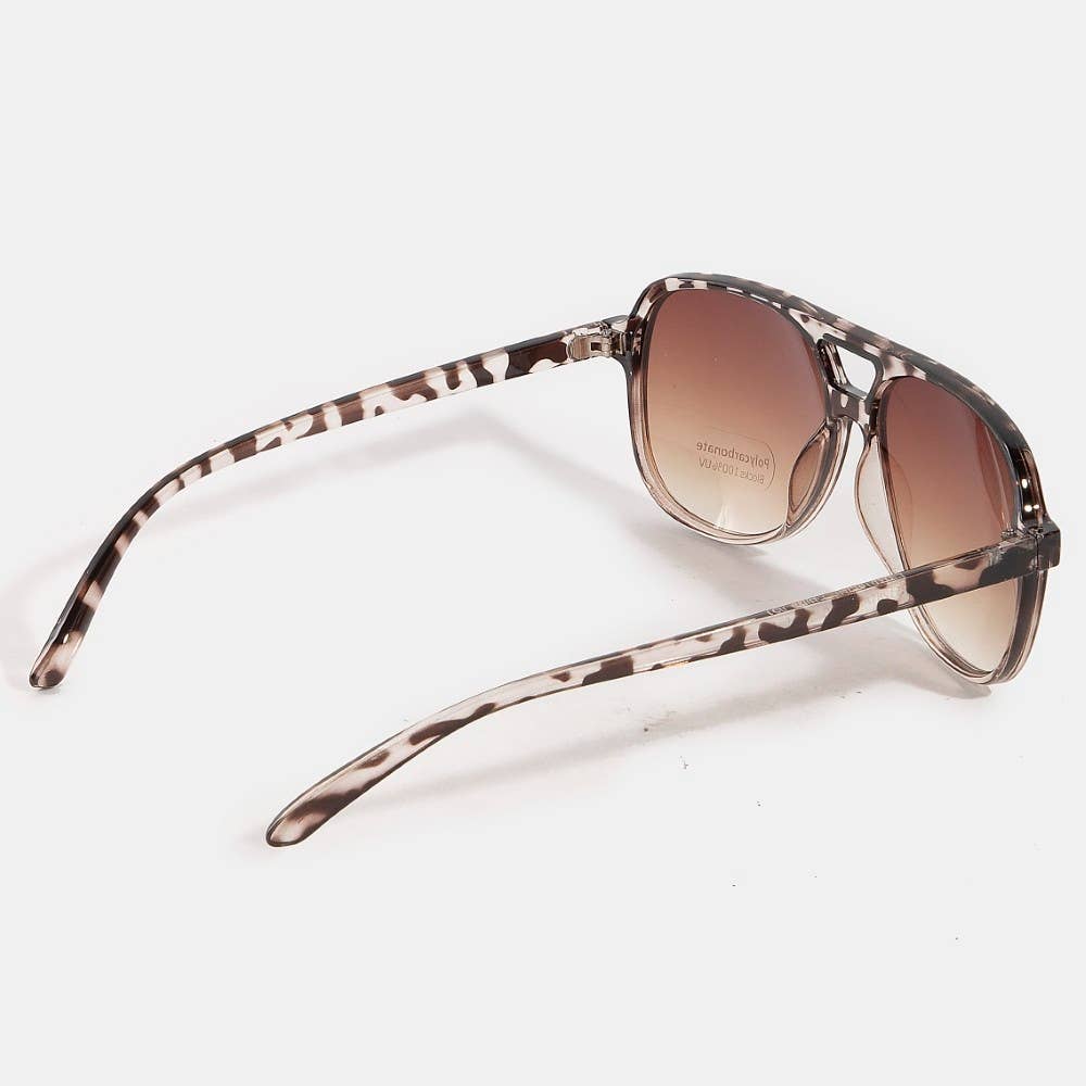 Gradient Aviator Sunglasses